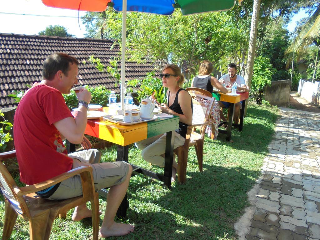 Sun Bird Eco Guest Mirissa Exterior foto